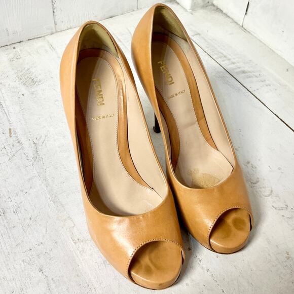 Fendi Leather Slip On Peep Toe Stilettos Heel Pumps Shoes Tan Women's 38 / 7.5 - Picture 1 of 9